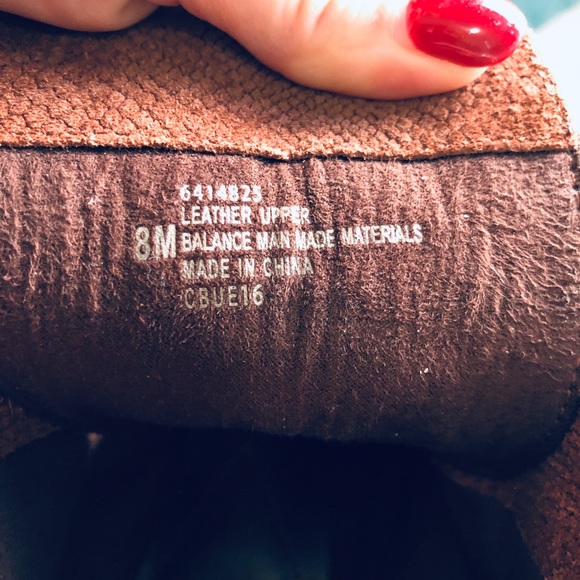 Isola boots size 7 1/2 M. - Picture 2 of 5